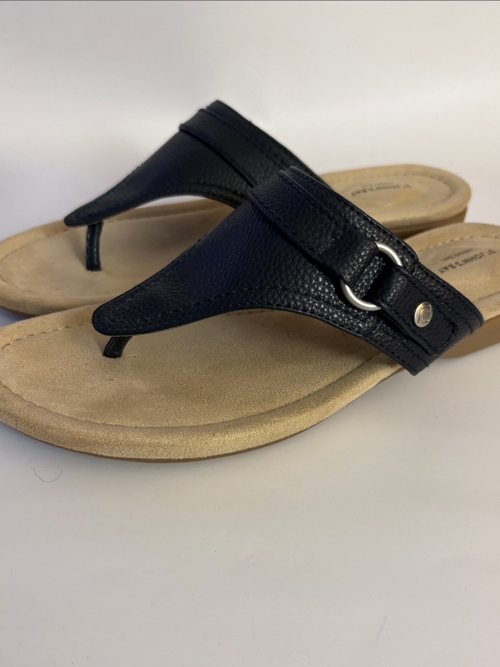 St. John's Bay Navy Women’s Thong Sandals with Tan Footbed and Buckle - Picture 2 of 8